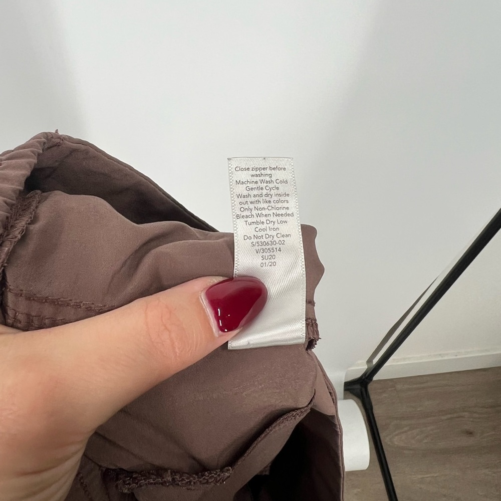 Athleta Chelsea Utility Joggers High Rise - Picture 9 of 9